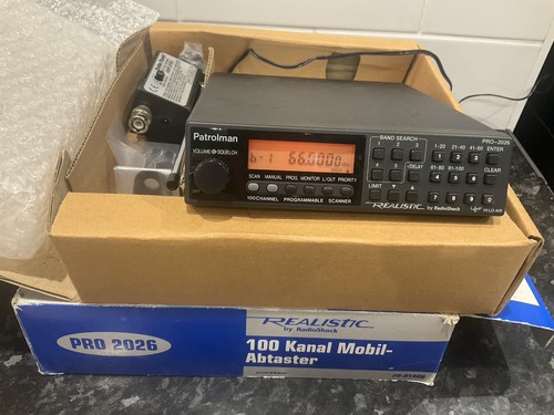 Realistic pro2026 fm - realistic, am/fm